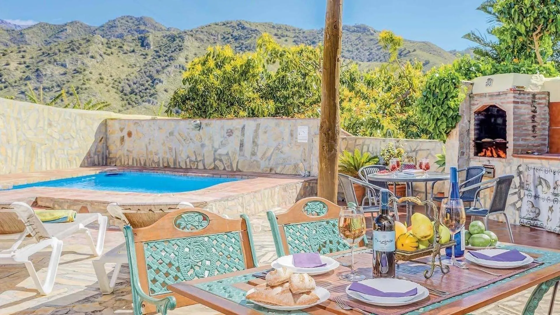 Ferienhaus Mit Privatpool Fuer 2 Personen Ca 90 Qm In Nerja, Andalusien Costa Del Sol Nerja